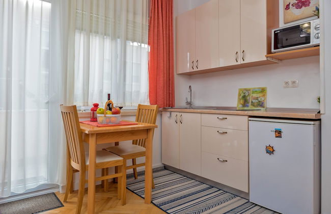 Apartments Emi - Photo 13