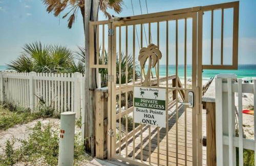 Bright 3BR Townhome Gulf Views & Steps to Beach - Foto 26