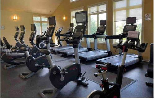 Luxury 4 bedroom house in Pocono Mountains with Hottub in Golf Course Near Lake - Foto 12