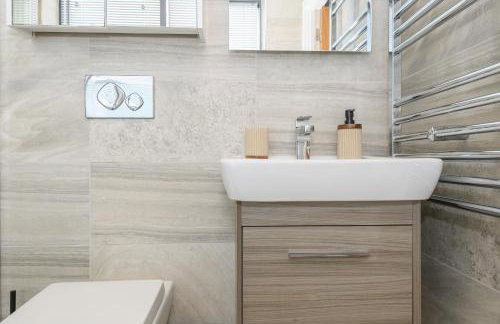 Luxury Penthouse with Private Hot Tub Overlooking Leeds City Centre - Foto 53