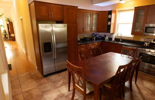 2 bedroom Boston condo in Jamaica Plain with parking - Foto 5