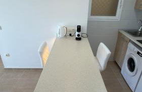 Apartahotel Moderno y Económico para 2 personas a 10 minutos de Sevilla con fácil aparcamiento - Photo 4