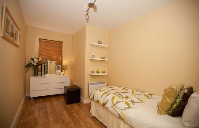 Riverbank View - Photo 5