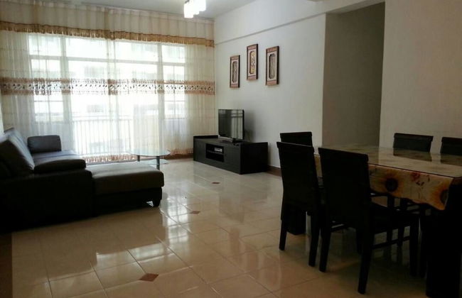 Aaron Apartment at Crown Imperial - Foto 6