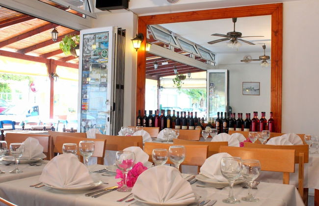 Rodian Gallery Hotel Apartments - Photo 32