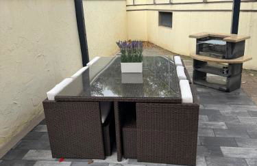 Frankfurter 21 Haus - 2 WE, 2 Küchen, 2 Bäder, 6 SZ, 19 Betten - Foto 38