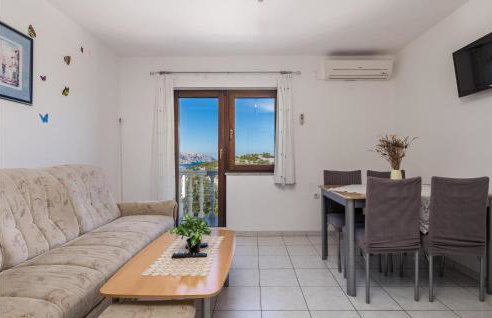 1 Bedroom Beautiful Apartment In Jablanac - Photo 6