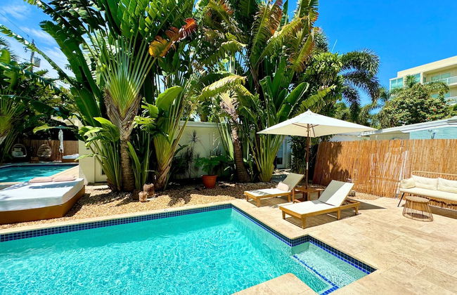 Islands Inn on the Drive - Poolside Paradise - Queen Bed - B2 - Foto 11