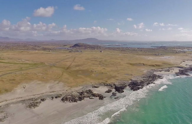 Detached Cottage Overlooking Lake in Connemara - Foto 9