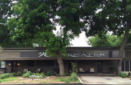 Whitewater Condos - Foto 1