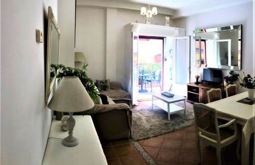 off line Deluxe 2 bedroom Golf Apartment Puerto Banus Marbella 12 Minutes Away by G00gIeMaps - Photo 11