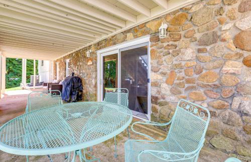 Smith Mountain Lake Retreat with Private Beach! - Foto 18