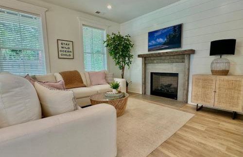 Wharf Street Coastal Escape - 3BR Old Town Luxury - Photo 2