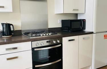 Stylish 3 Bed Semi Trentham Stoke on Trent - Foto 20