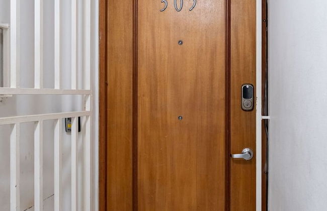 Playa Verde Apt Pool for 4 - Photo 23