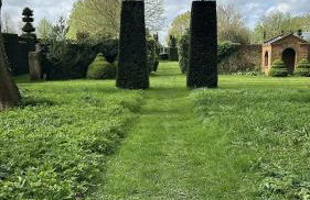 CRESSY HALL - Historic Grade II Listed Manor, Gorgeous Topiary Garden - Foto 54