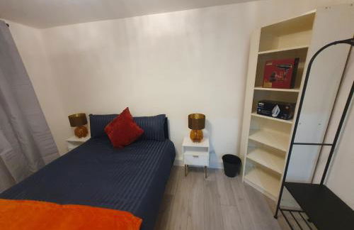 Bright Modern & Spacious 2-Bedroom Apartment - Opposite Penge East Station - 15 mins to Central London! - Foto 38