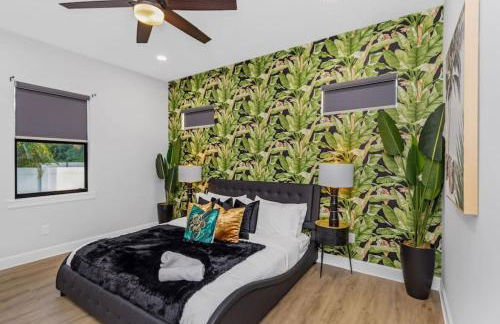 5BR Serenity Tampa Pool and Hot tub - Foto 28