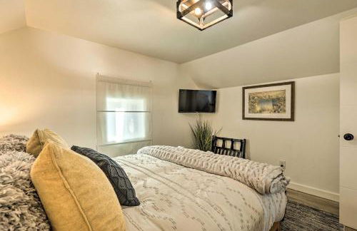 Walk to Lake Tahoe Cozy Zephyr Cove Cabin! - Foto 21