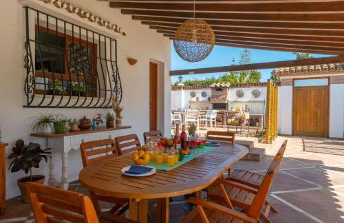 Villa Ramos by Villa Plus - Photo 12