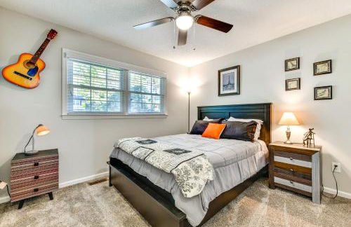 1 Mi to Dtwn Home with Fire Pit and Deck in Hudson! - Foto 15