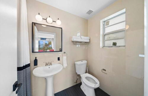 Beachfront Ocean View Apartment on Ocean Drive - Foto 16