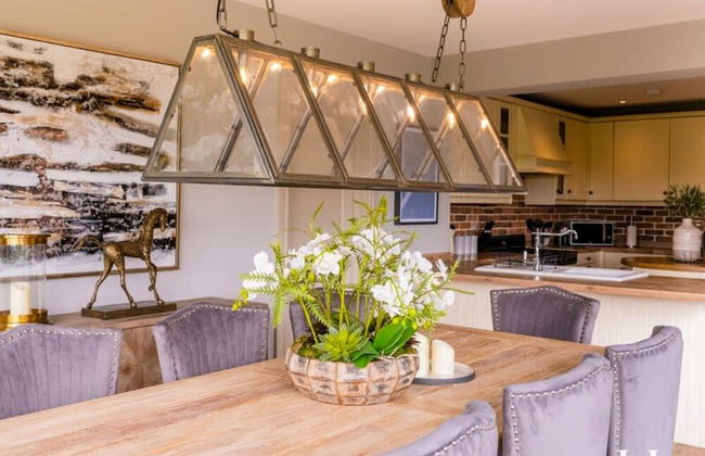 Luxurious 4 Bedroom Vineyard Villa Stanlake Park - Foto 30