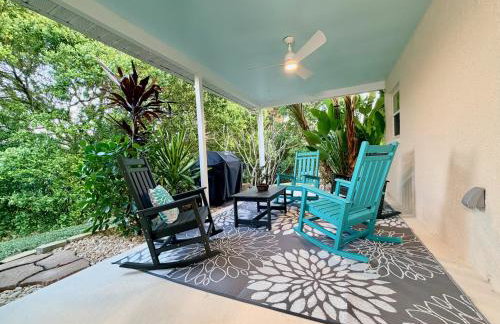 Near KSC - Peaceful Spacious Home for 6 - Fully Stocked Kitchen and Coffee Bar - Foto 21