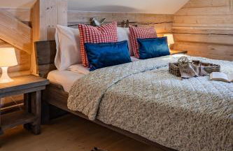 CHATA POD PRZEHYBĄ - Foto 38