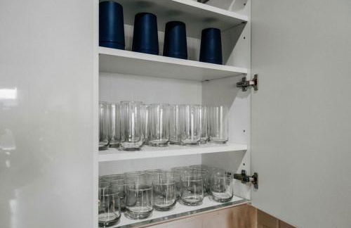 Luxury Downtown Dallas Retreat with Parking, Pool, Gym - Foto 27