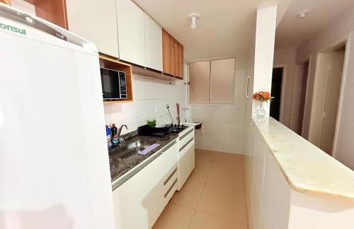 Apto Confortável - Supermercado Bahamas ao lado - Foto 9