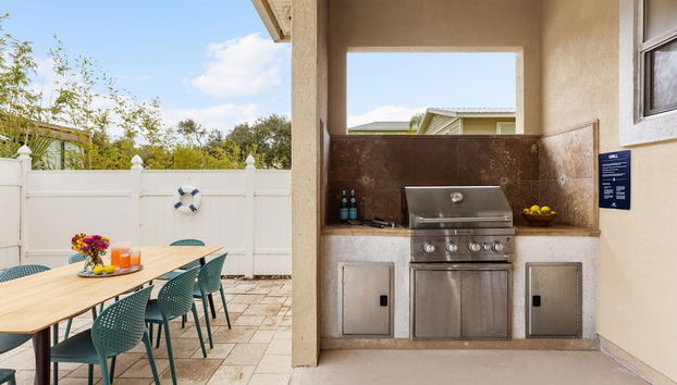 Vilano Villa Near Beach w Saltwater Pool Spa Game Room Built-in Grill - Foto 3, Habitación