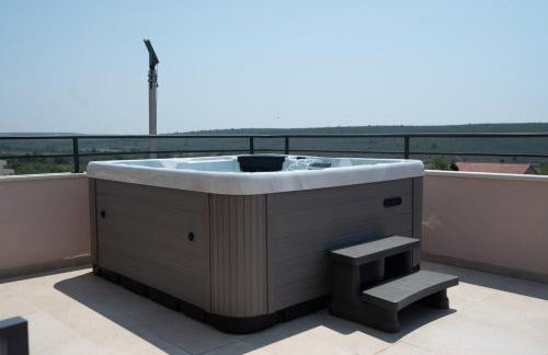 Villa Roza s privatnim grijanim bazenom i jacuzzijem - Foto 58