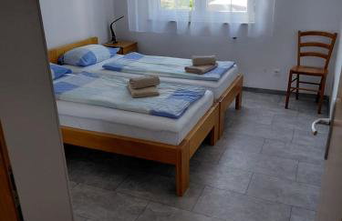 Ivana's Apartments with Amazing Pool Access - Foto 46