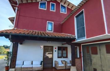 Casa adosada en entorno tranquilo ideal para familias - Foto 1