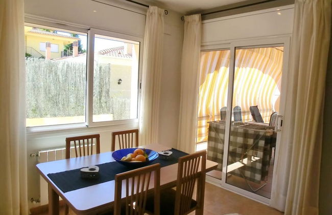 106163 - Villa in Maçanet de la Selva - Photo 16