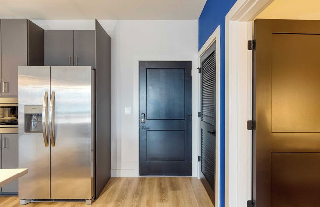 Whiskey River Walkable Midtown Location at Odyssey + Pool, Bbq, Fitness Room - Foto 14