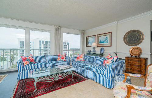 Beach Service Included Corner Condo - Foto 6