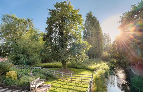 Bright 1 bedroom apartments near Farnham Castle - Photo 20