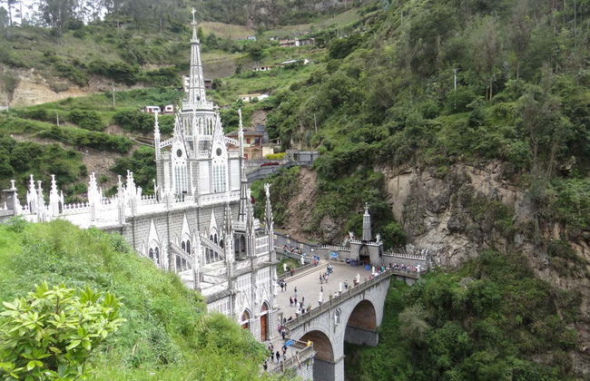 Excursión al Santuario de Las Lajas y cementerio de Tulcán - Foto 5