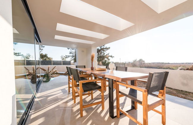 Serene seafront villas - Photo 34