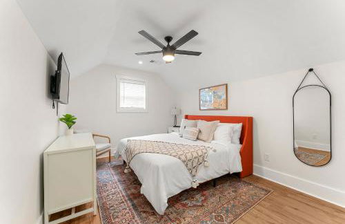 Peaceful & Modern Historic Norcross Home - Foto 2