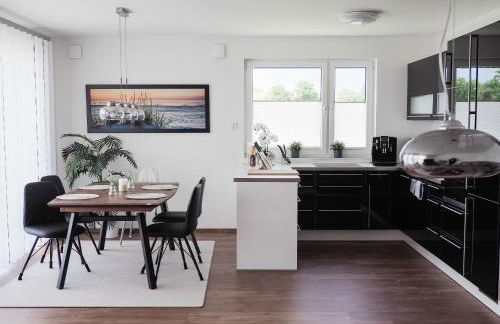 Moderne Ferienwohnung mit Seeblick & Terrasse 96qm - Foto 1