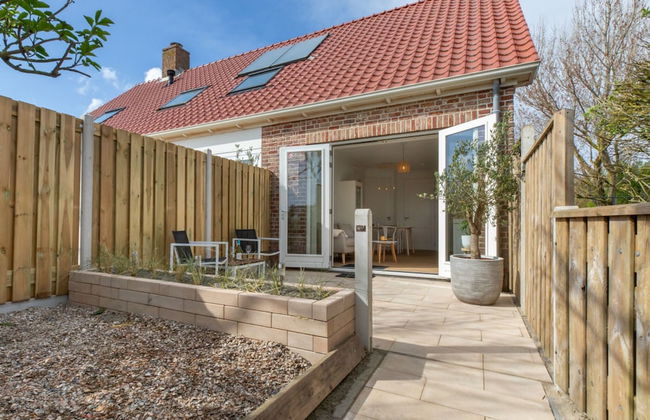 Charming Holiday Home With a Terrace - Photo 16