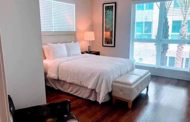 Resort Style Suites in Downtown LA - Foto 6