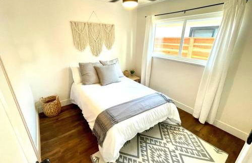 Modern Home with View and Large Private backyard - Foto 16