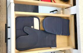 The Funky Fun Haus - Pickleball, Hot Tub, Arcade - Photo 13