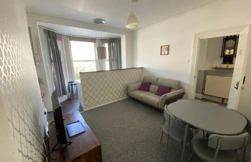 The Walnut Suite lovely one bedroom flat in Stoke. - Foto 1