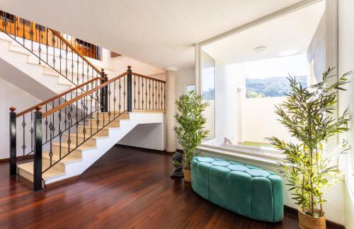 Sunset Horizon Spa Retreat by Eden Rentals - Foto 54