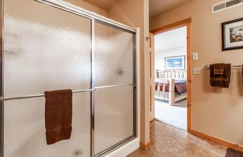 Incredible Views w Garage on Lake and bike trail - Foto 35